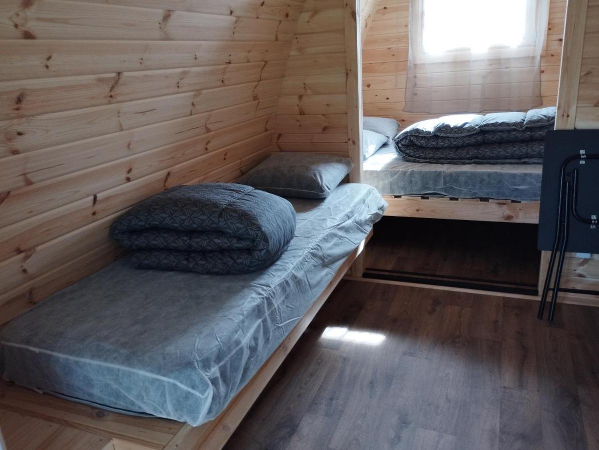 Camping Des Ribieres กงโฟลองส์ ภายนอก รูปภาพ