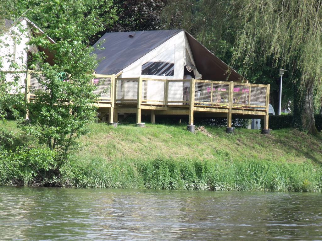 Camping Des Ribieres กงโฟลองส์ ภายนอก รูปภาพ