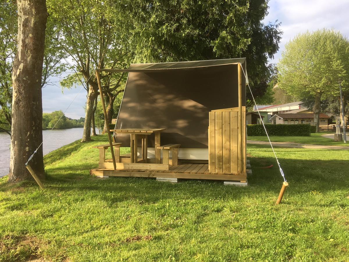 Camping Des Ribieres กงโฟลองส์ ภายนอก รูปภาพ