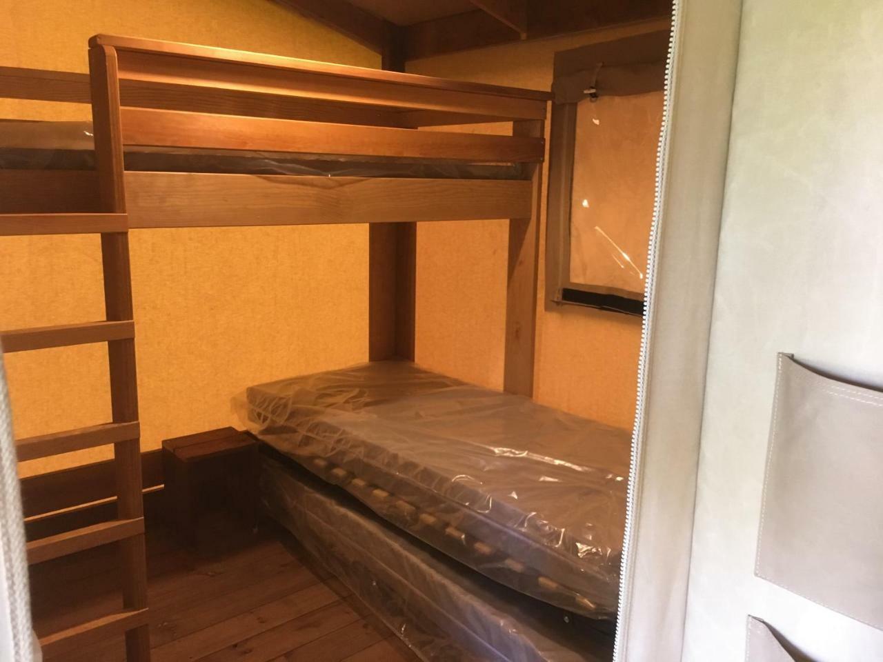 Camping Des Ribieres กงโฟลองส์ ภายนอก รูปภาพ